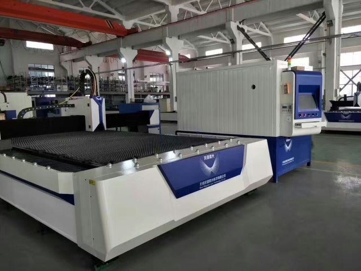 500W / 1000W Kabinet Metal Sac Fiber Lazer Kesme Makinesi